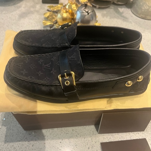 Authentic Louis Vuitton LV Leather Shoes Flats Slip-on like new - Picture 2 of 6